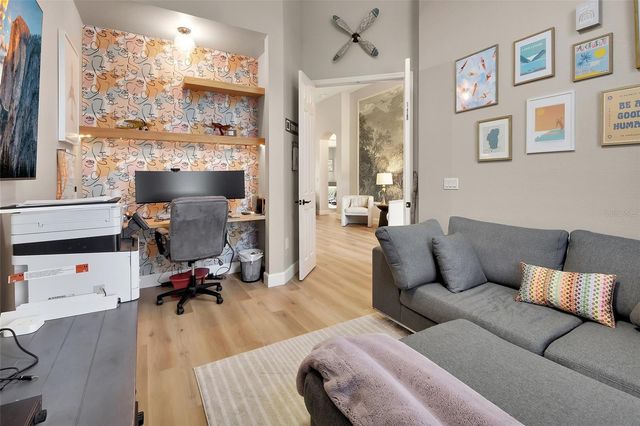 407 THOROUGHBRED WAY, Deland, FL 32724