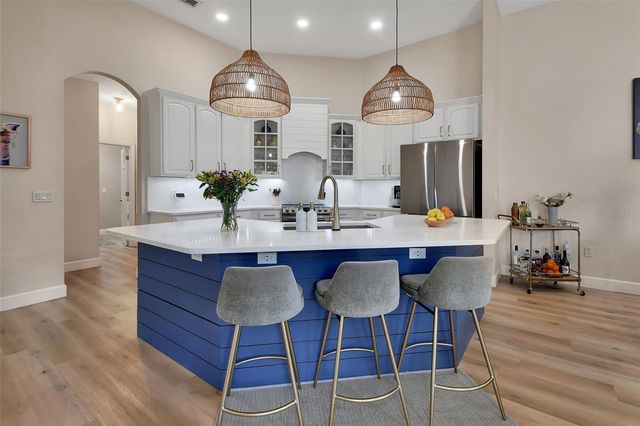 407 THOROUGHBRED WAY, Deland, FL 32724