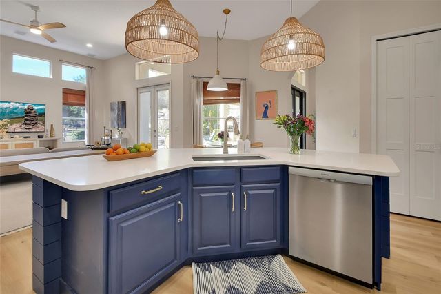 407 THOROUGHBRED WAY, Deland, FL 32724