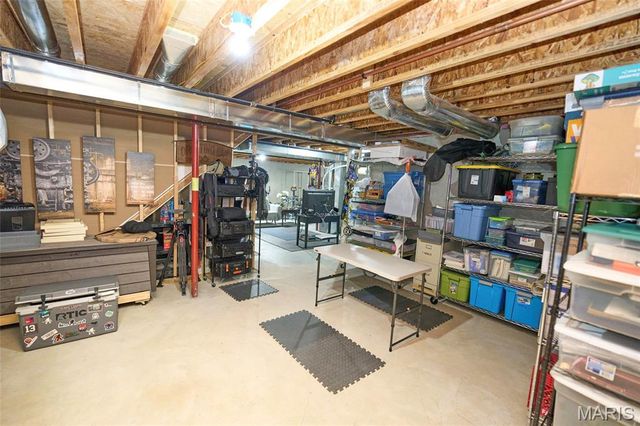 7992 Walker Meadows Drive, Caseyville, IL 62232