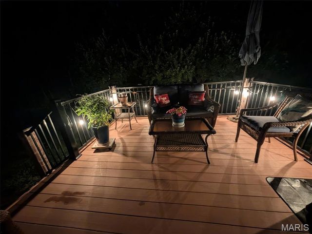 7992 Walker Meadows Drive, Caseyville, IL 62232