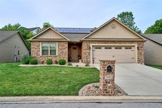 7992 Walker Meadows Drive, Caseyville, IL 62232