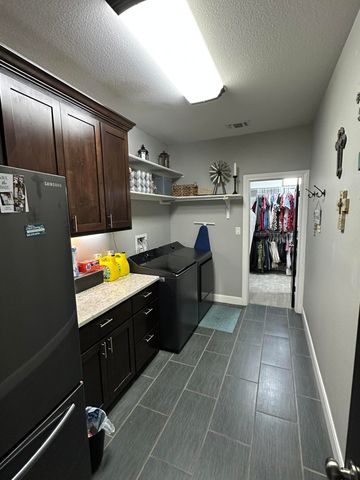 145 Edinburgh Road, San Angelo, TX 76901