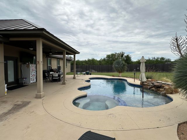 145 Edinburgh Road, San Angelo, TX 76901