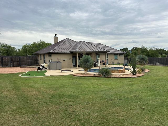 145 Edinburgh Road, San Angelo, TX 76901