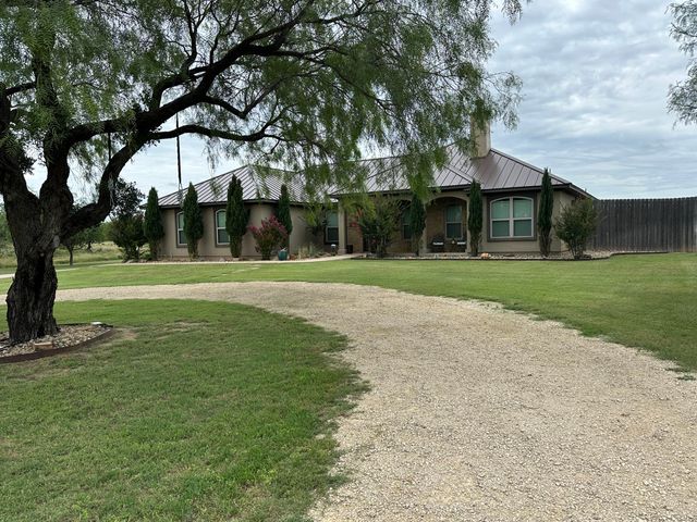 145 Edinburgh Road, San Angelo, TX 76901
