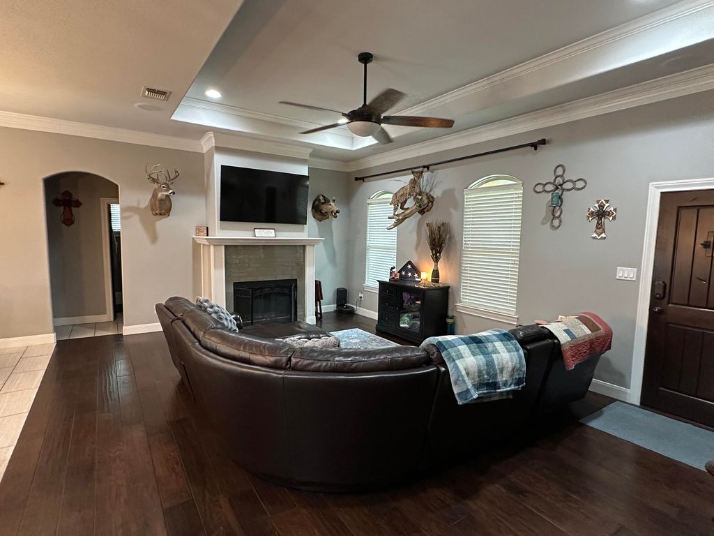Image 3 of property listing at 145 Edinburgh Road, San Angelo, TX 76901
