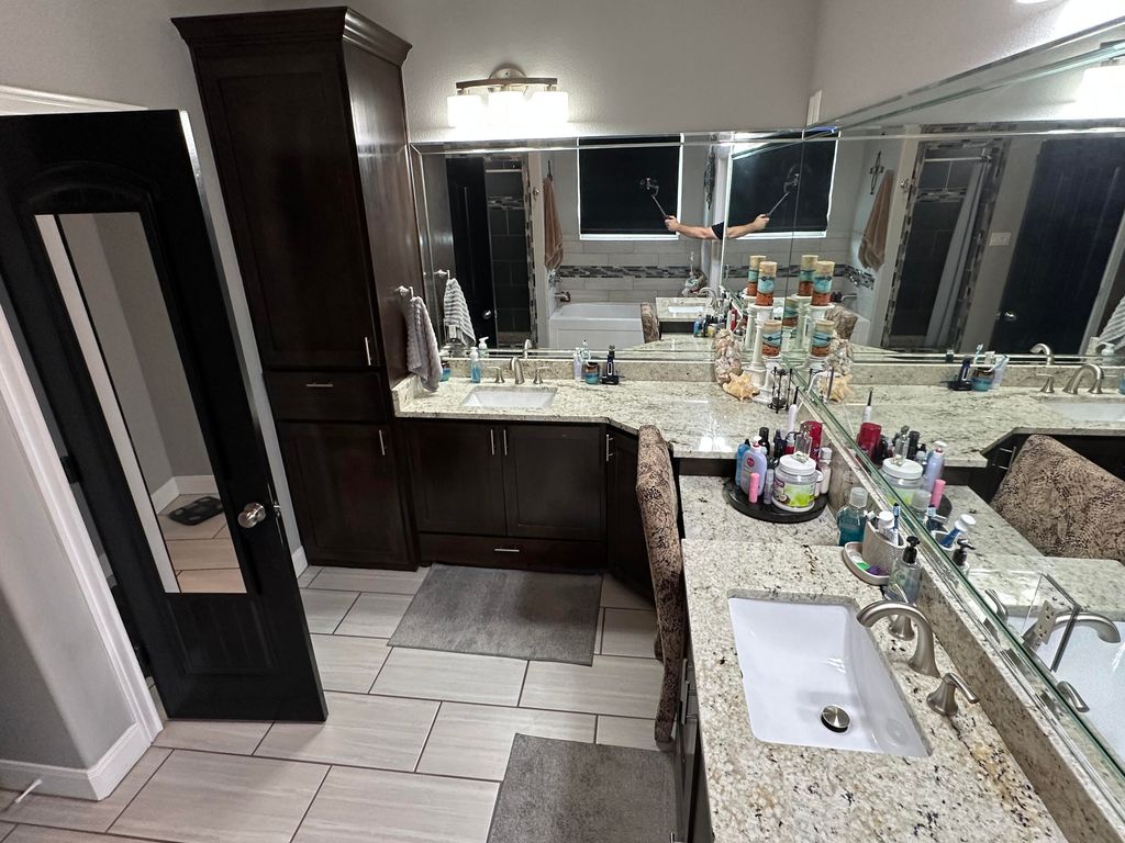 Image 8 of property listing at 145 Edinburgh Road, San Angelo, TX 76901