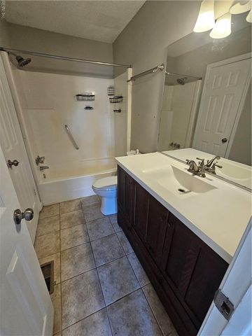 4307 Worthing LN, Chesapeake, VA 23321