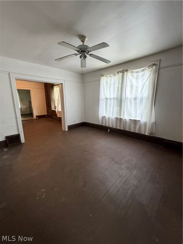 1413 East Avenue, Akron, OH 44307