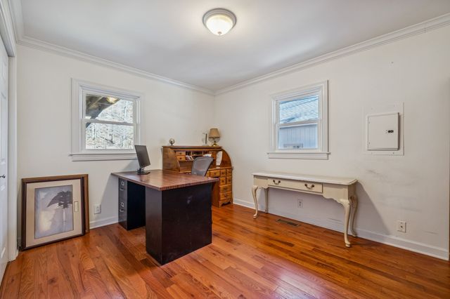 1155 Deerfoot Dr, Pegram, TN 37143