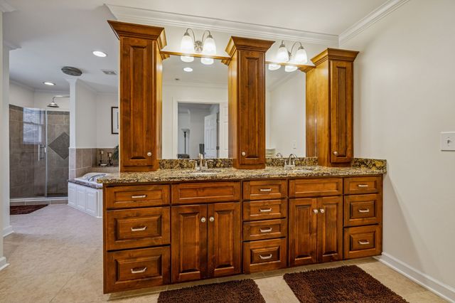 1155 Deerfoot Dr, Pegram, TN 37143