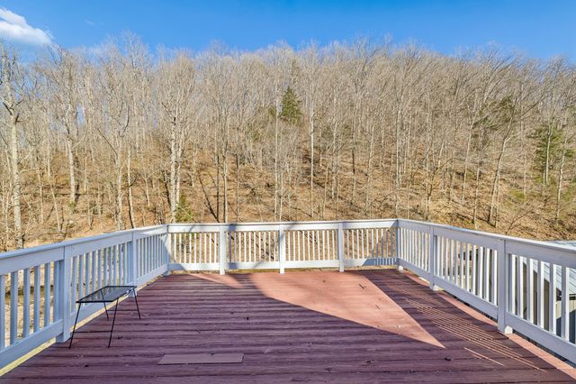 1155 Deerfoot Dr, Pegram, TN 37143