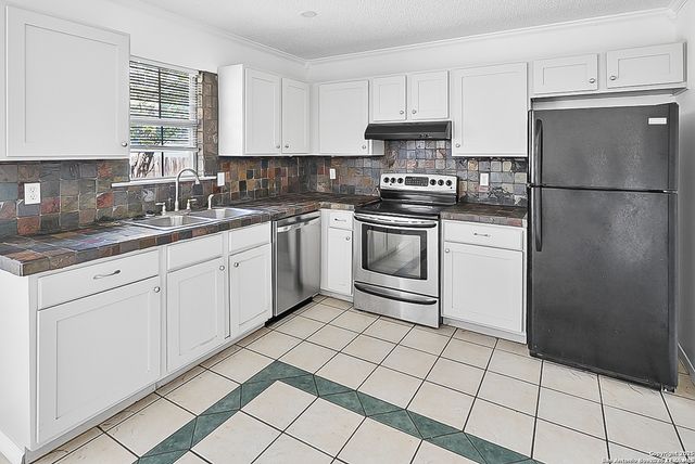 3815 Pipers Crest, San Antonio, TX 78251