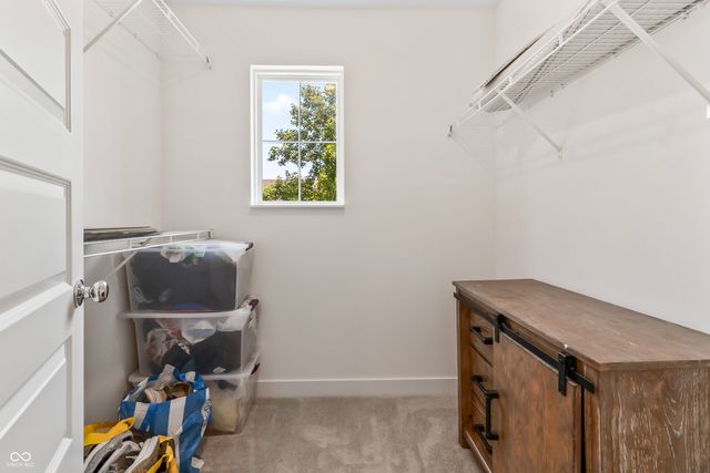 7264 Governors Row, Avon, IN 46123