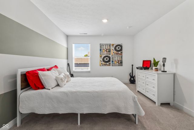 7264 Governors Row, Avon, IN 46123