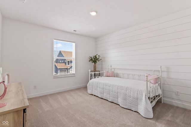 7264 Governors Row, Avon, IN 46123