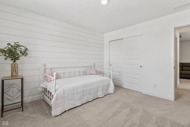7264 Governors Row, Avon, IN 46123