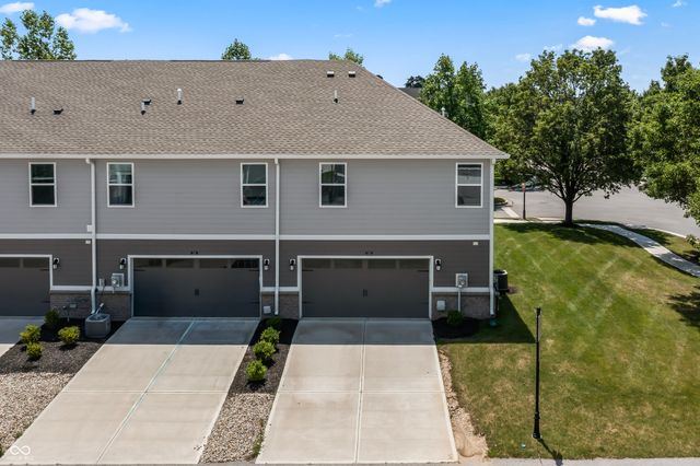 7264 Governors Row, Avon, IN 46123
