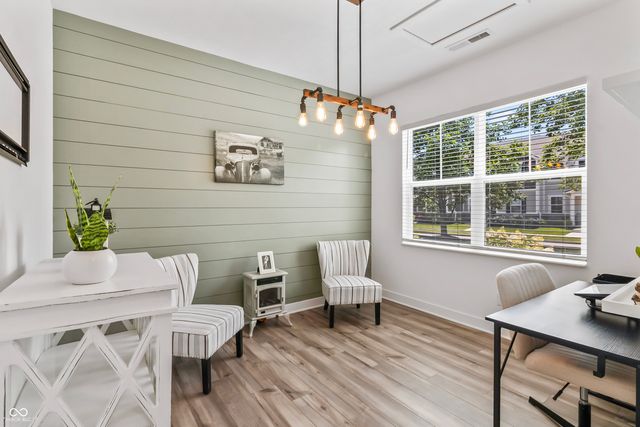 7264 Governors Row, Avon, IN 46123