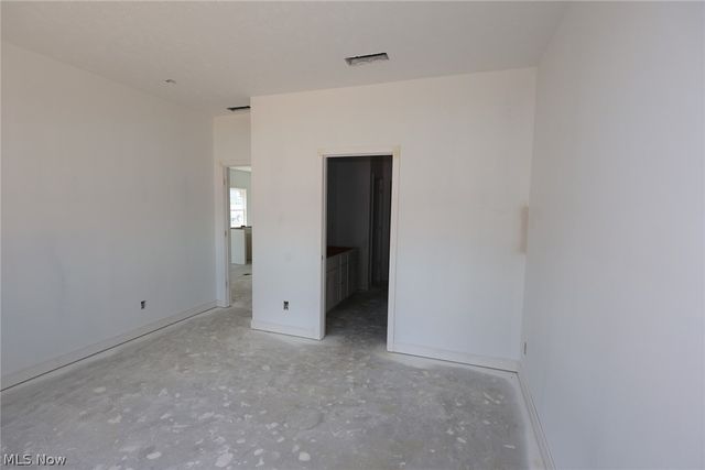 5095 Shepherds Glen, Willoughby, OH 44094