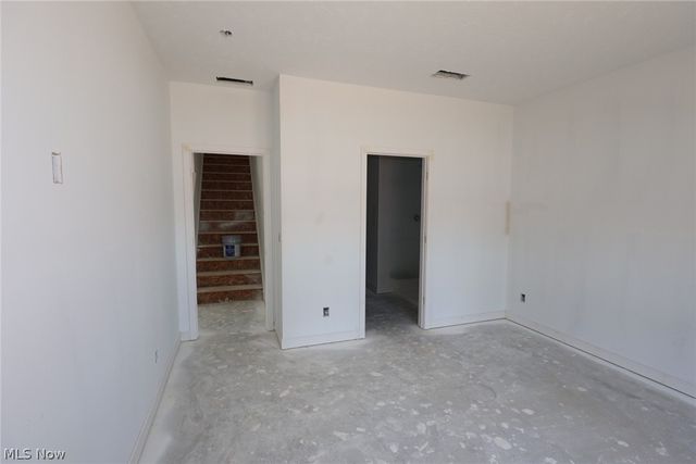 5095 Shepherds Glen, Willoughby, OH 44094
