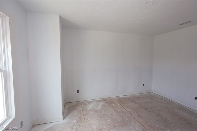 5095 Shepherds Glen, Willoughby, OH 44094