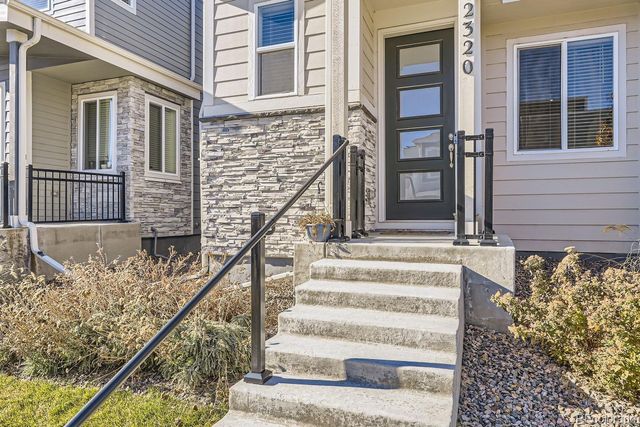 12320 Hayloft Lane, Thornton, CO 80241