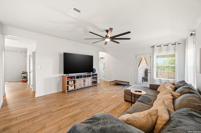 1512 Arcadian Lily, San Antonio, TX 78245