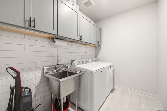 1512 Arcadian Lily, San Antonio, TX 78245