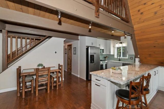 795 Bishorn, Lake Arrowhead, CA 92352