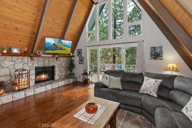 795 Bishorn, Lake Arrowhead, CA 92352