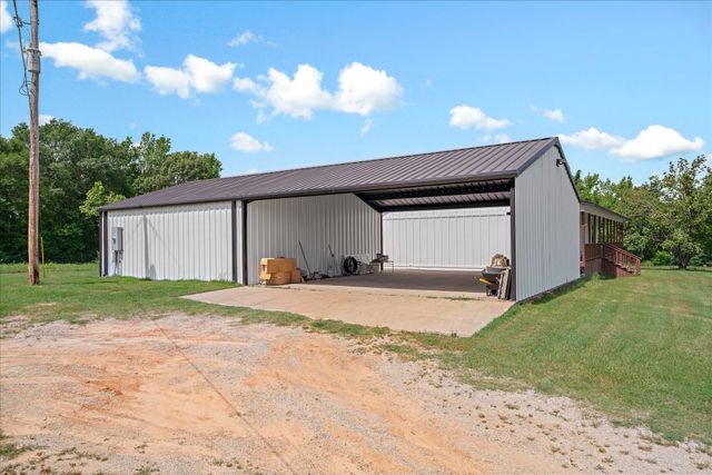 3189 US HWY 80, Mineola, TX 75773