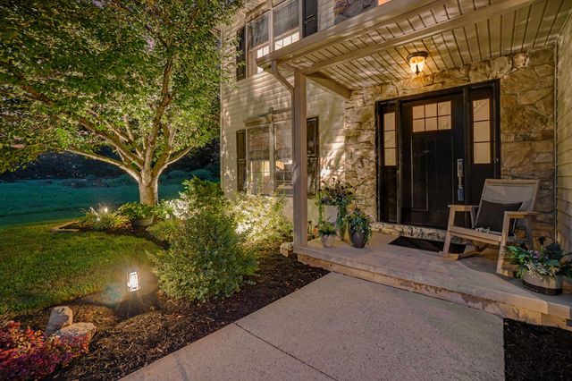 685 E SPRUCE ST, Palmyra, PA 17078