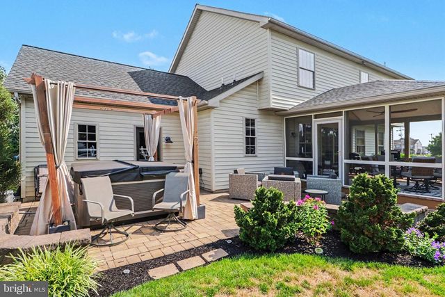 685 E SPRUCE ST, Palmyra, PA 17078