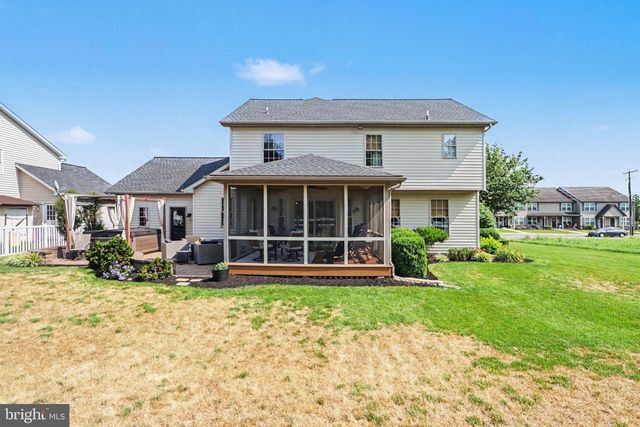 685 E SPRUCE ST, Palmyra, PA 17078