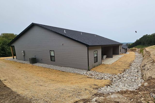 1399 AUTUMN RIDGE DR, Holts Summit, MO 65043