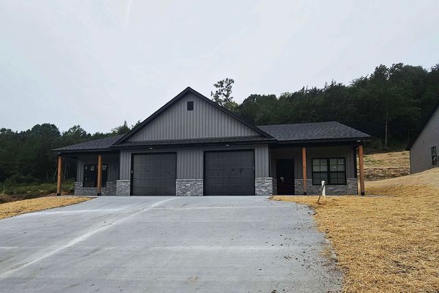 1399 AUTUMN RIDGE DR, Holts Summit, MO 65043