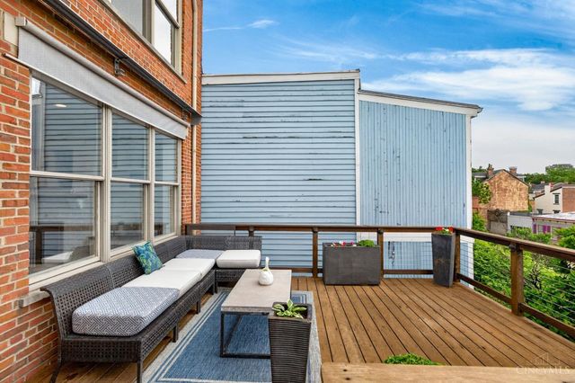 443 Milton Street, Cincinnati, OH 45202