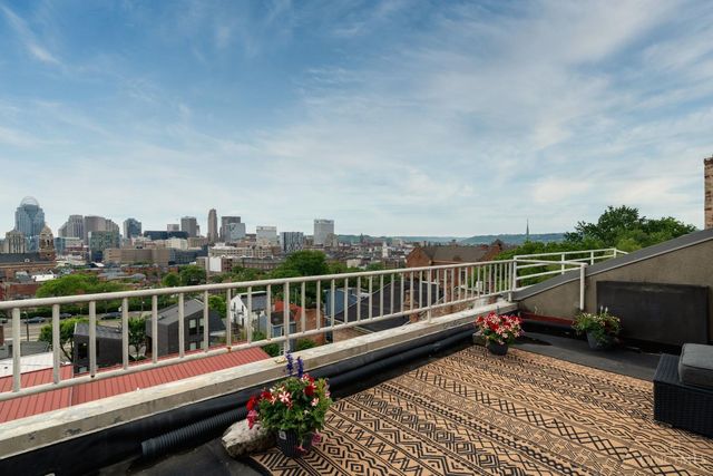 443 Milton Street, Cincinnati, OH 45202