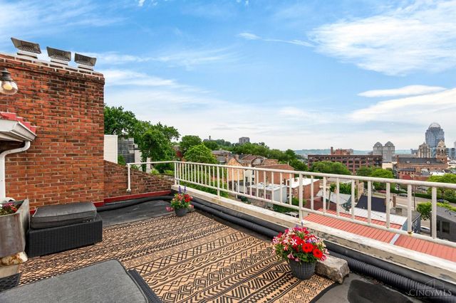 443 Milton Street, Cincinnati, OH 45202