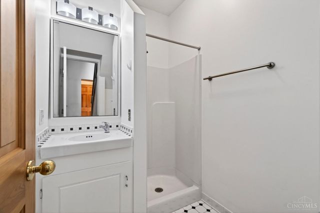 443 Milton Street, Cincinnati, OH 45202