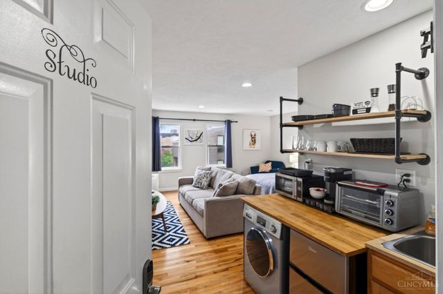 443 Milton Street, Cincinnati, OH 45202