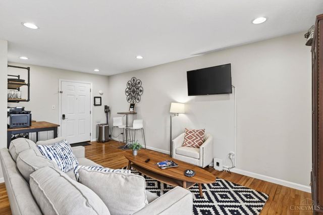 443 Milton Street, Cincinnati, OH 45202