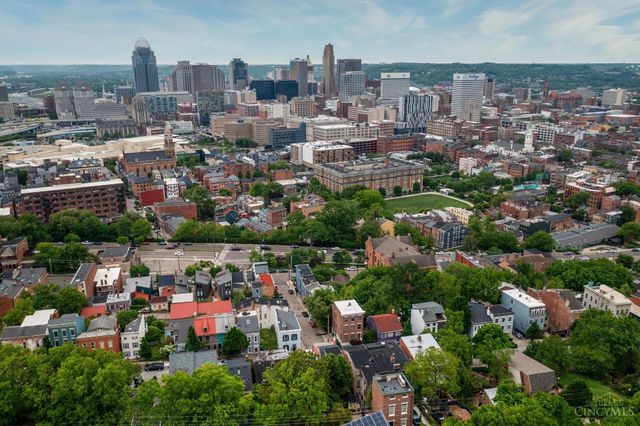443 Milton Street, Cincinnati, OH 45202