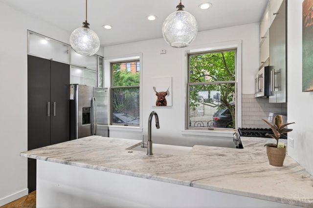 443 Milton Street, Cincinnati, OH 45202
