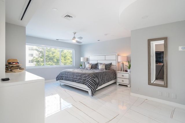 333 Sunset Drive 105, Fort Lauderdale, FL 33301