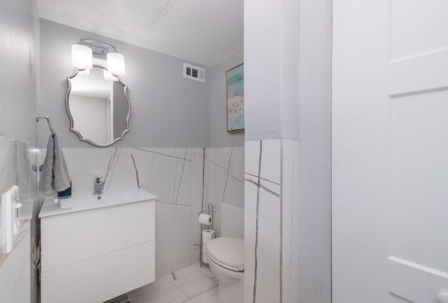 333 Sunset Drive 105, Fort Lauderdale, FL 33301