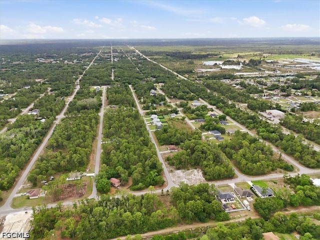 2117 Grayson AVE, Alva, FL 33920