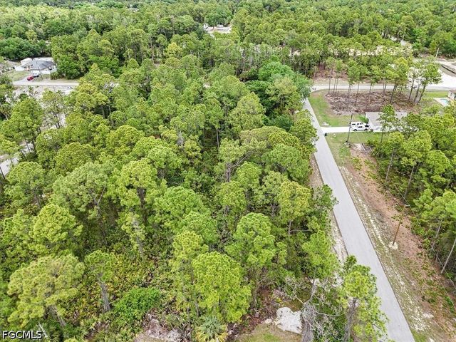 2117 Grayson AVE, Alva, FL 33920